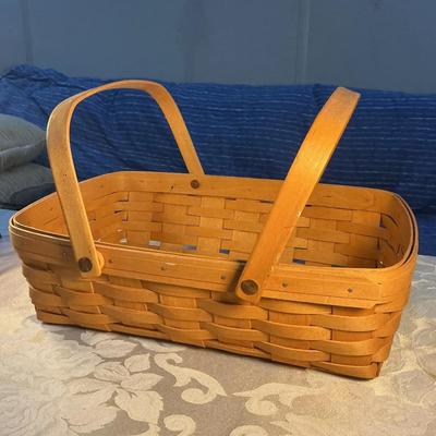 Longaberger Handwoven Basket - 2001