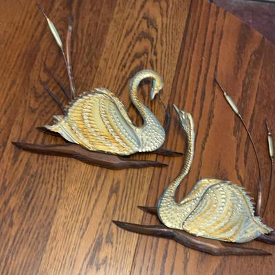 Wall Hanging Brass Swans 60-70’s? 12” Wide 13” Tall 