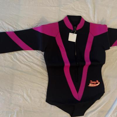 New Women’s Diving Suit X-LARGE Pink & Black Partial Zip Up Front 3MM  