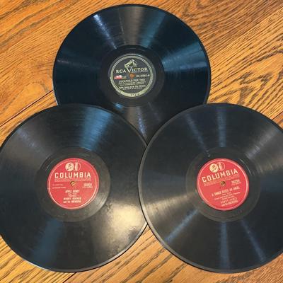 3)  78 RPMs Albums 1-Spike Jones & His City Slickers 1-Harry James 1-woody Herman