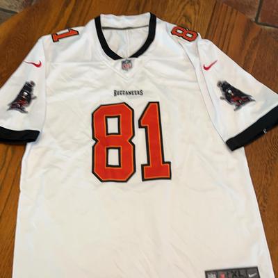 NFL Jersey #81 Tampa Buccaneers Brown  Sz XL