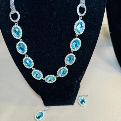Sale Photo Thumbnail #78