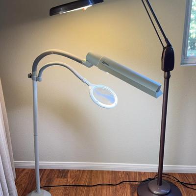 2 Office Reading Lamps with Adjustable Necks