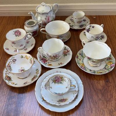 Vintage Porcelain Tea Set 