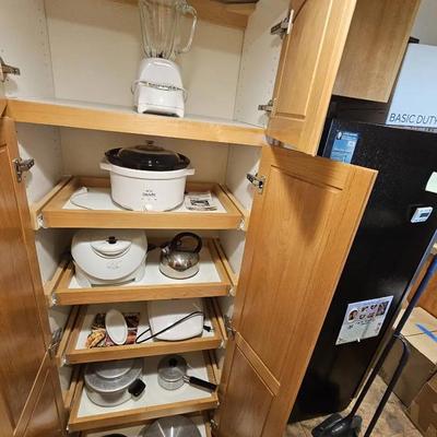 Modern Appliances & Vtg Pans