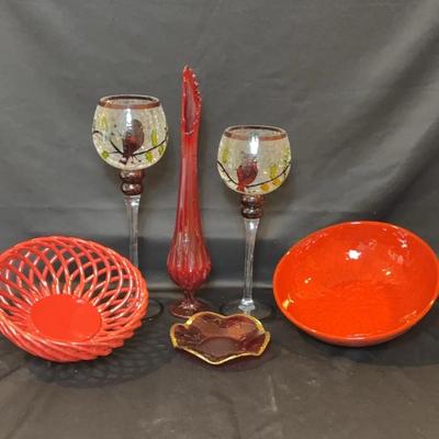 Beautiful Red Decor Items
