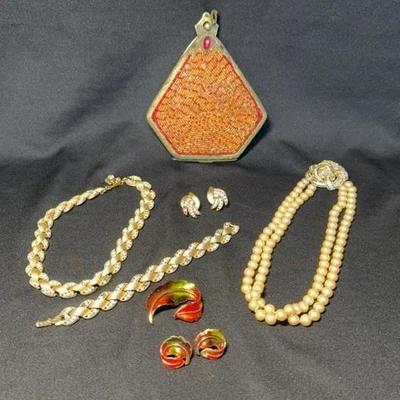 Antique Metal Mesh Clutch & Vintage Jewelry 