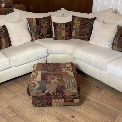 Cheneille Sectional Sofa 