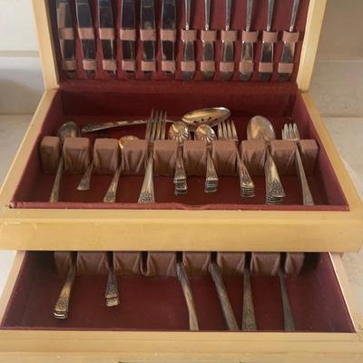 WM Rogers Silver Plate Flatware 