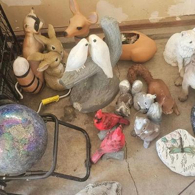 Concrete yard Decor Animals & Hummingbird Feeders