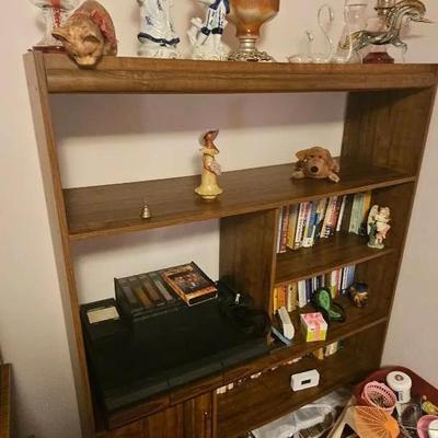 Decorative Collectibles, Lamps & Bookshelf Lot. Bookshelf Included. 