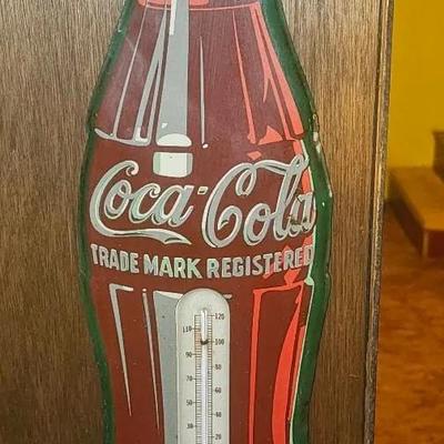 Vintage Coca-Cola Collectibles – Thermometer & Serving Tray