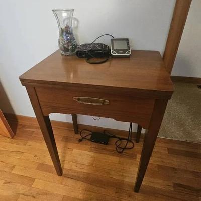 Sewing Machine & Sewing Kit. Lots of Extras