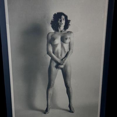LEA320 - Helmut Newton - Big Nude III - Large Print