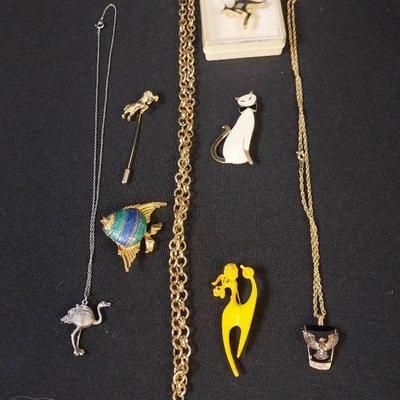 GS210 - Vintage Animal Costume Jewelry 