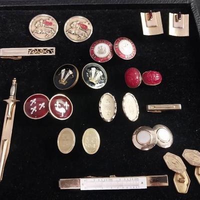 NB223 - Classical Style Cufflink and Tie Clips