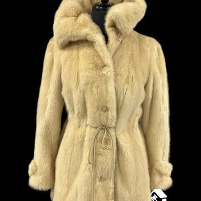 JB101 - Custom-Made Blonde/Palomino mink Fur Jacket