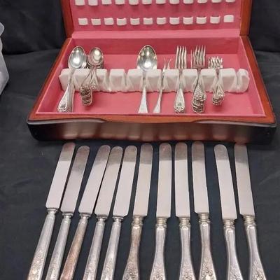 SAM204 - 1847 Roger's Bros. Silver Plated Flatware