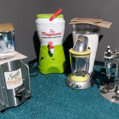 Frozen Drink Machines, Glasses and Dispensers