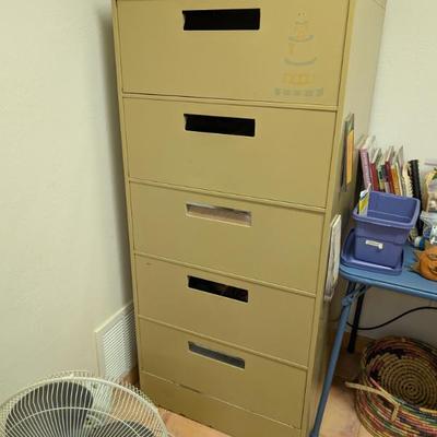 Sale Photo Thumbnail #36