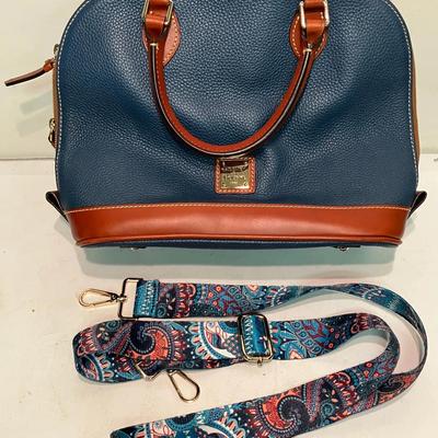 Dooney & Bourke Purse