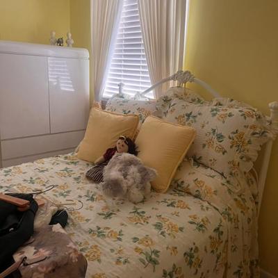 Sale Photo Thumbnail #33