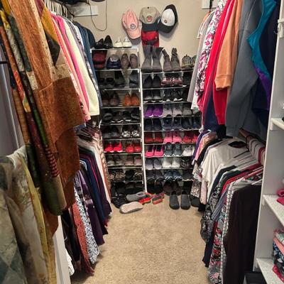 Sale Photo Thumbnail #44