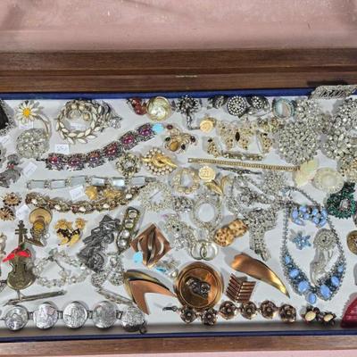 Sale Photo Thumbnail #338