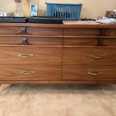 Sale Photo Thumbnail #517