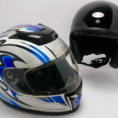 Motorcycle Helmets – DOT Full-Face FMVSS 218, S/55-56 & Bell Custom 500