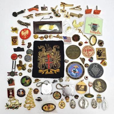 Vintage Pins (Patriotic, Family, Christmas & More), Medals, Men’s Jewelry & Patches