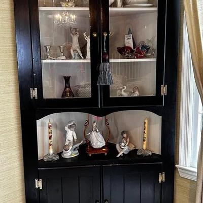Corner Cabinet - 38x20x83”