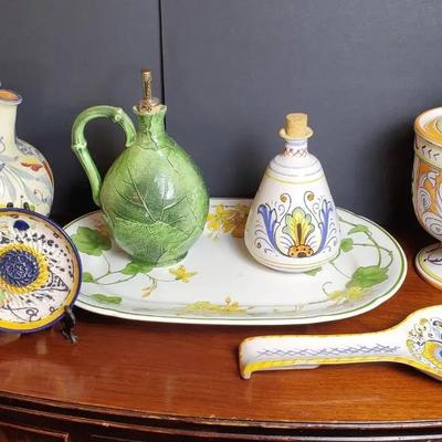 Deruta Origanum Jar, Villeroy & Boch Platter, Meridiana Spoon Rest & More Colorful Ceramics
