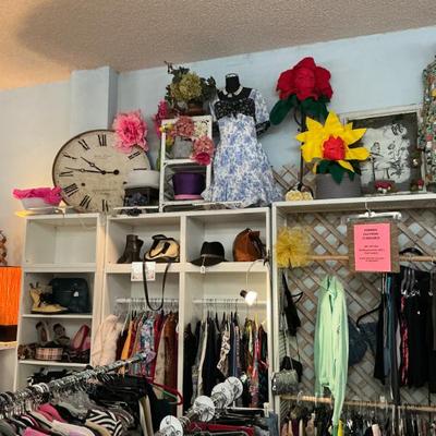 Sale Photo Thumbnail #139