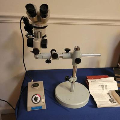 Nikon Microscope with High Intensity Light