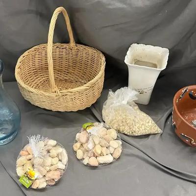 Assorted Home Decor Lot