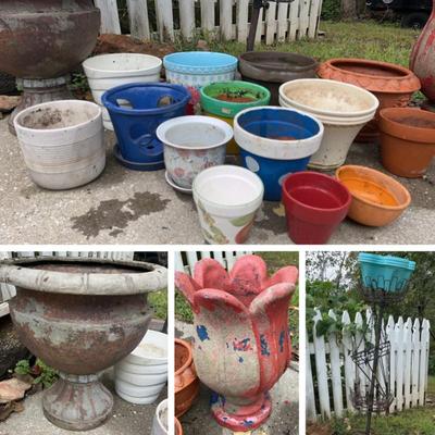 Garden Planter Lot – Ceramic, Terracotta, Metal & More 
Selling a great mixed lot of 21 planters & stands perfect for your...