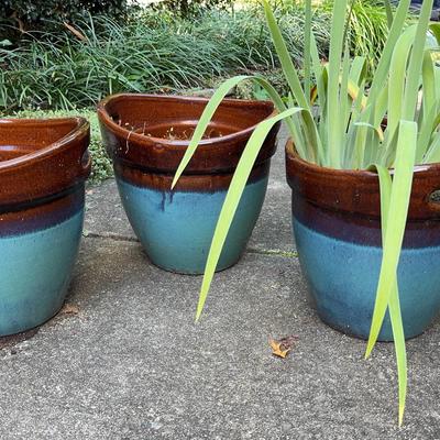3 Identical Pots For Plants 