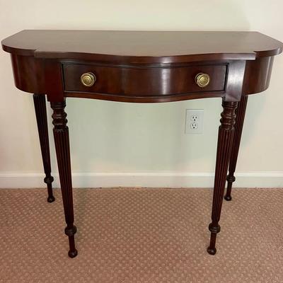 Statton Table 