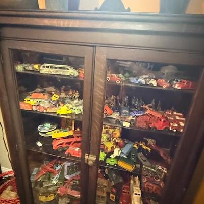 Sale Photo Thumbnail #182