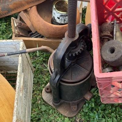 Estate sale photo
