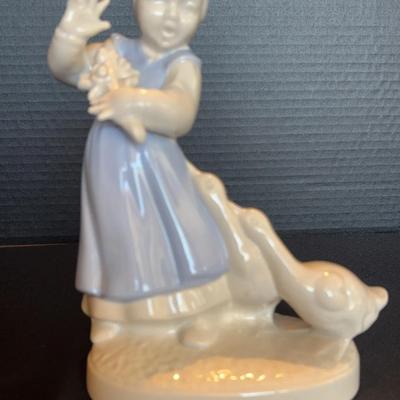 Dutch Girl With Geese 8” Porcelain Figure