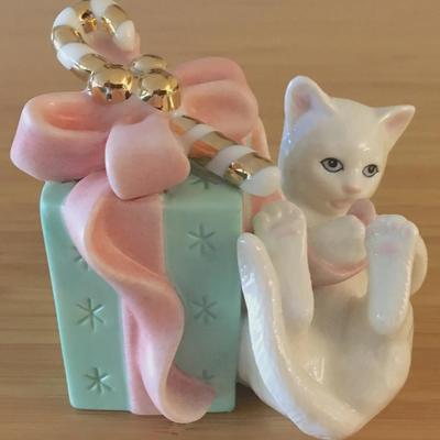 Lenox Cat Kitten Figurine "Presently Curious" Holiday Present - NIB with COA