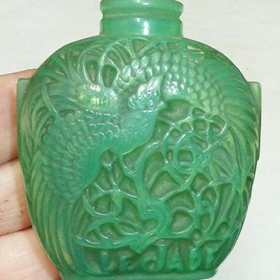 Exquisite signed purse perfume