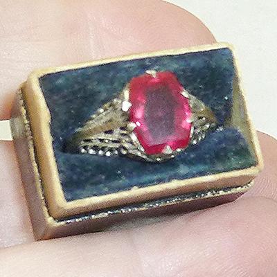 gold jewelry