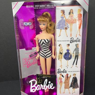 35th Anniversary 1959 Barbie - Mattel 1993 Reproduction