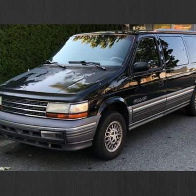 1995 Plymouth Grand Voyager LE Van - Only 80k miles
