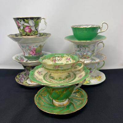 A Proper Cup: English Teacups by Royal Albert, Stafford & Aynsley