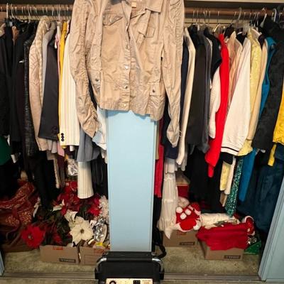 Sale Photo Thumbnail #104