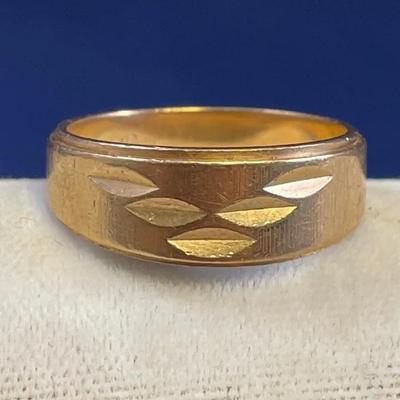 14k Gold Band Ring